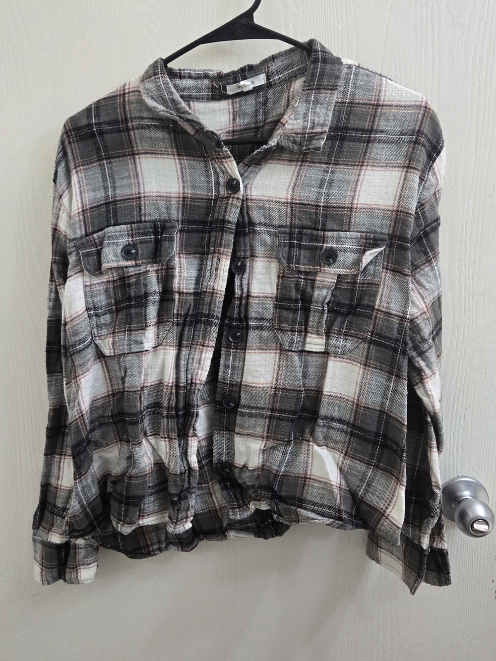 Maurices Plaid Button-Front Long Sleeve Large